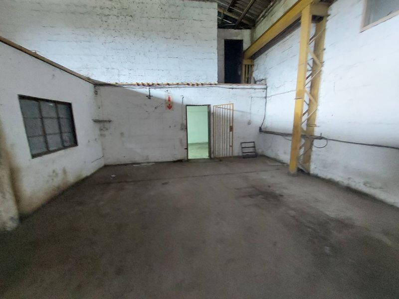 Industrial To Rent in Malvern - Photo 4
