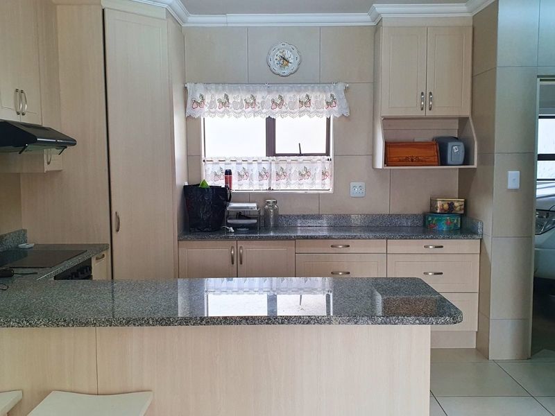 Secure Retirement Living with Modern Comfort – Mossel Bay Lifestyle & Retirement Village - Photo 8