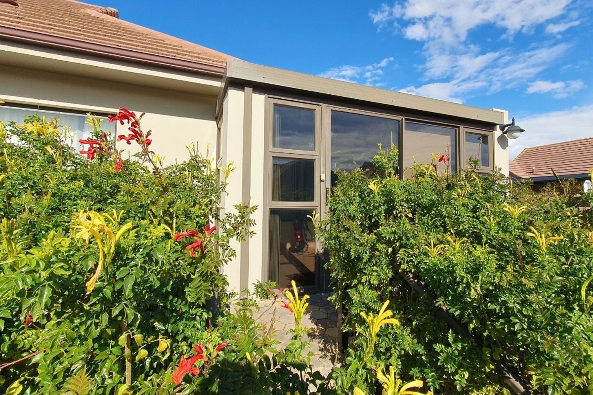Secure Retirement Living with Modern Comfort – Mossel Bay Lifestyle & Retirement Village - Photo 3