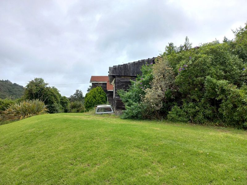 LAND IN VICTORIA BAY REQUIRES A VISION! - Photo 2