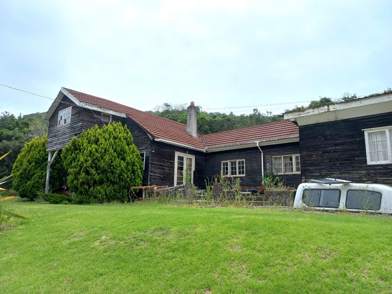 LAND IN VICTORIA BAY REQUIRES A VISION! - Photo 3