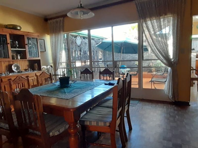 4 Bedroom Bargain – Perfect for Renovators or Investors - Photo 3