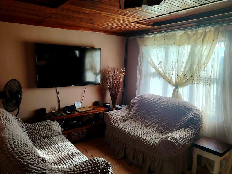 3 Bedroom House for Sale in Mdantsane - Photo 9