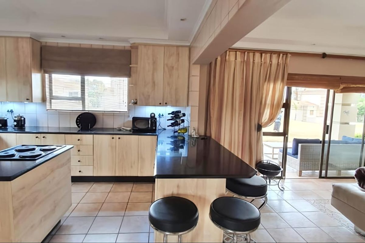 Tuscan-Style Water View Retreat - Photo 3