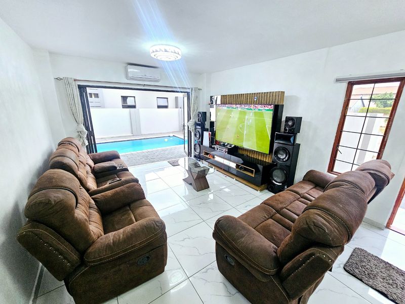 Modern 4 Bedroom 2.5 Bathroom House + Heated Pool for Sale in Silverstone Country Estate - Photo 4