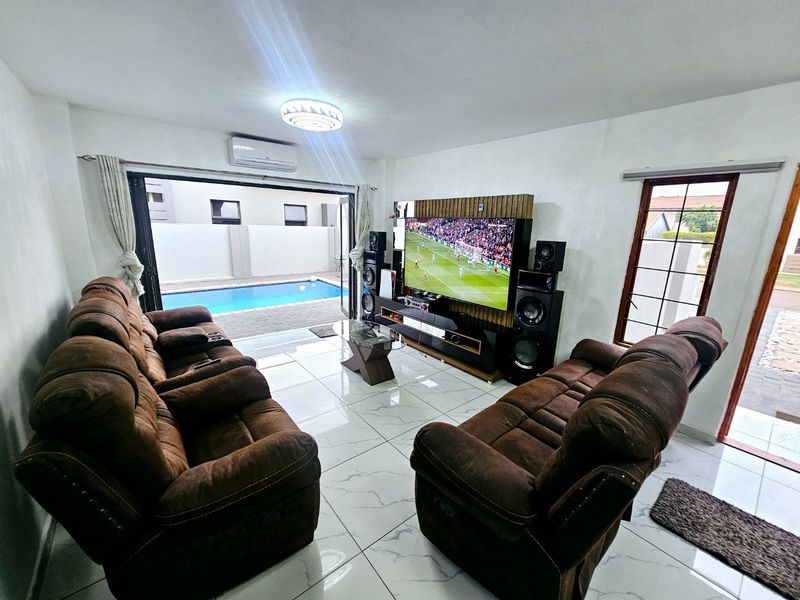 Modern 4 Bedroom 2.5 Bathroom House + Heated Pool for Sale in Silverstone Country Estate - Photo 5