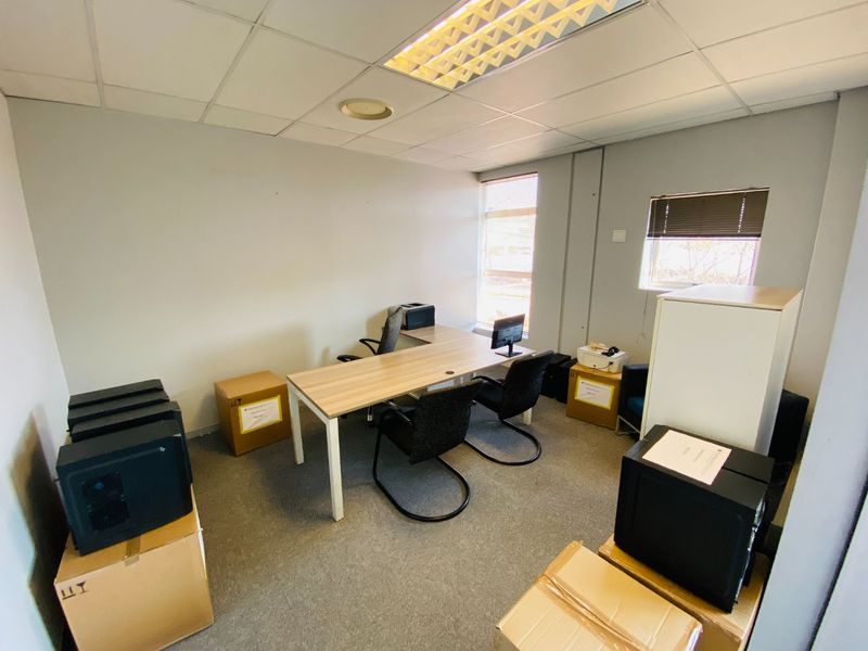 Serviced Office Available In Centurion - Photo 8