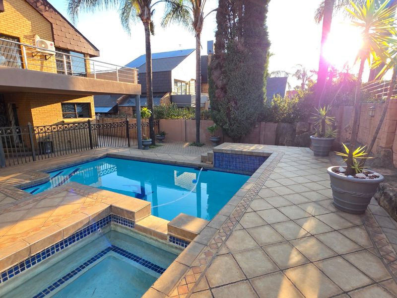 Elegant 4 Bedroom Home for Sale in Claudius - Photo 3