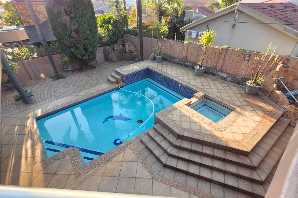 Elegant 4 Bedroom Home for Sale in Claudius - Photo 5