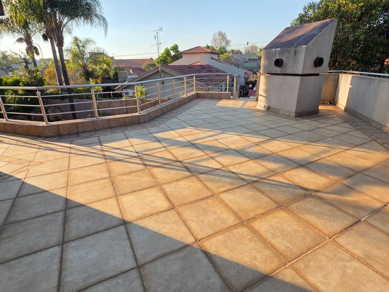 Elegant 4 Bedroom Home for Sale in Claudius - Photo 7