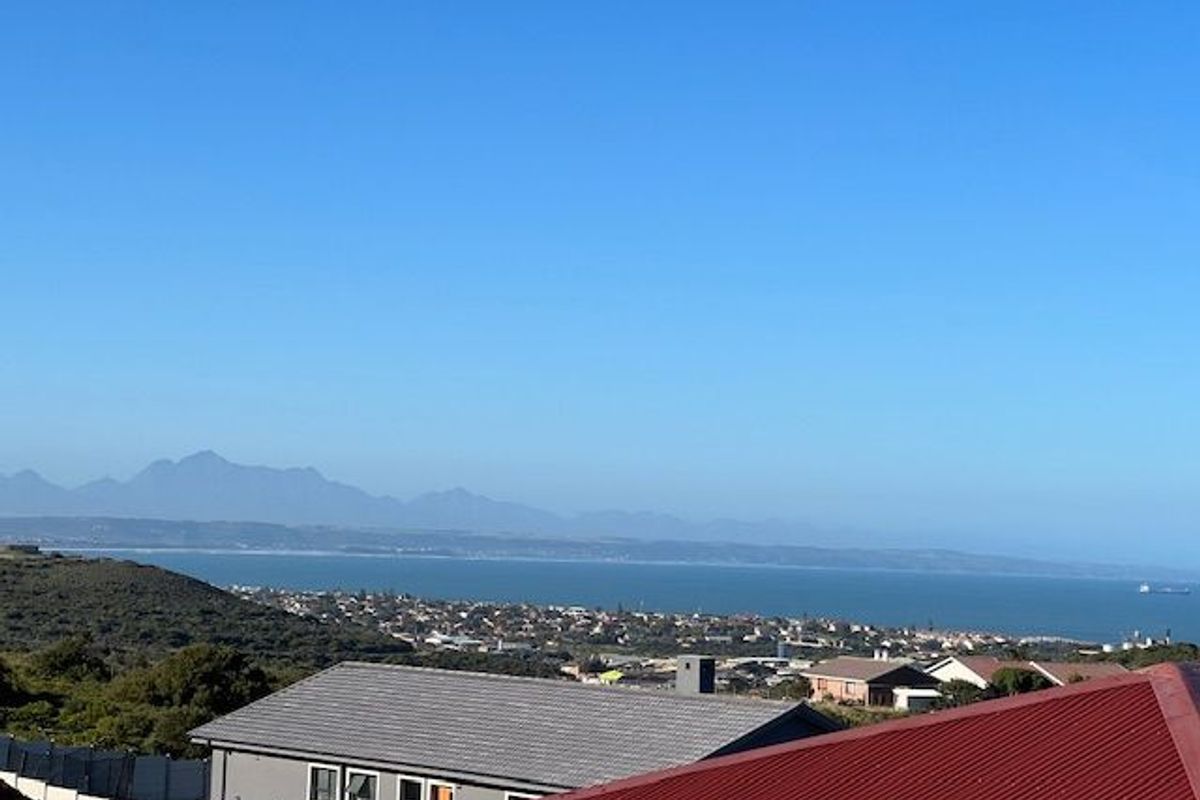 Breathtaking Ocean Views | Modern Luxury | Coastal Investment Opportunity - Photo 4