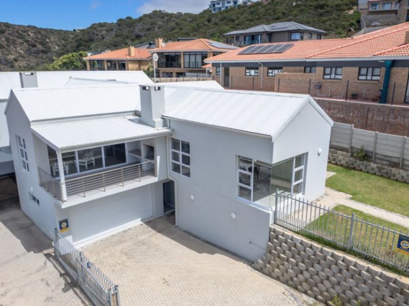 Breathtaking Ocean Views | Modern Luxury | Coastal Investment Opportunity - Photo 2