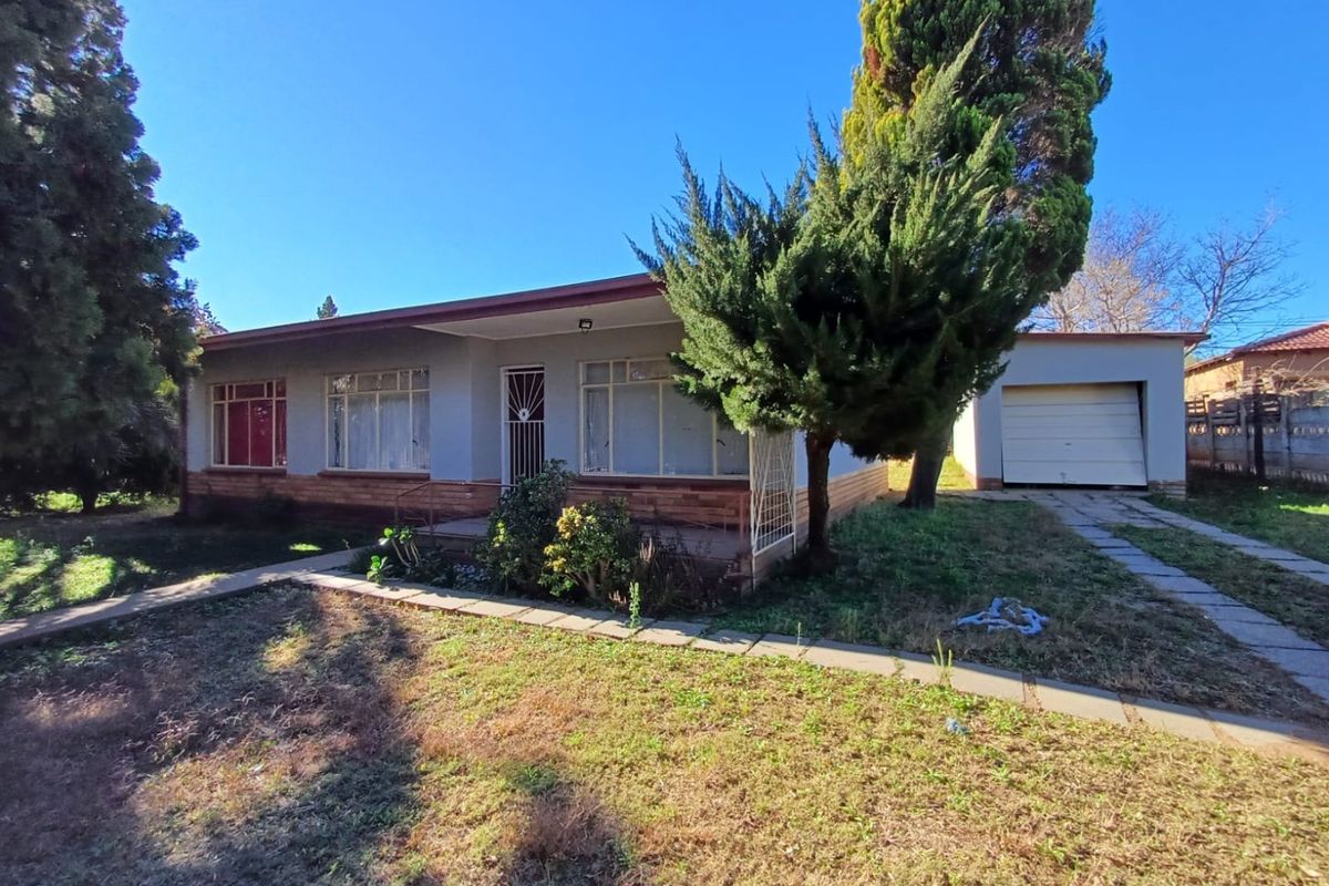 Charming and Affordable Family Home in Roosheuwel, Klerksdorp - Photo 3