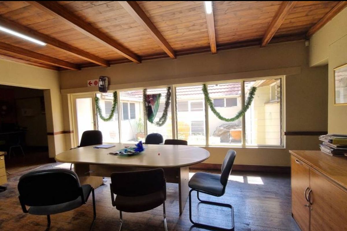 Prime Office Building – Hatfield (Approx. 1?650?m2 Erf | 550?m2 GLA) - Photo 2