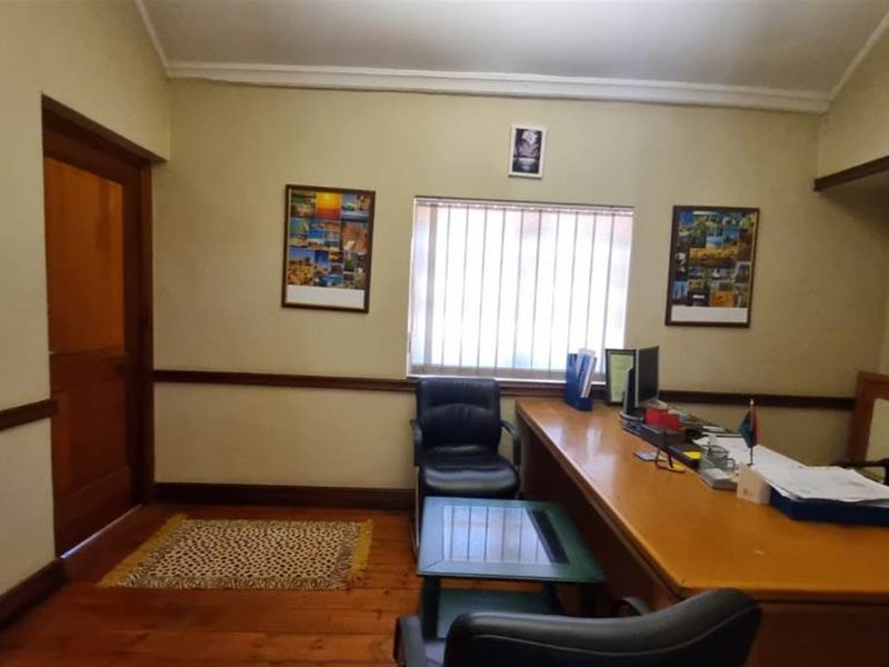 Prime Office Building – Hatfield (Approx. 1?650?m2 Erf | 550?m2 GLA) - Photo 7