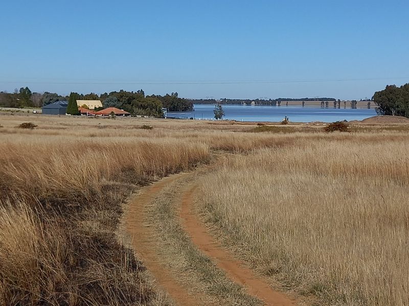 Eco Off-Grid Agricultural Stands  - Photo 6