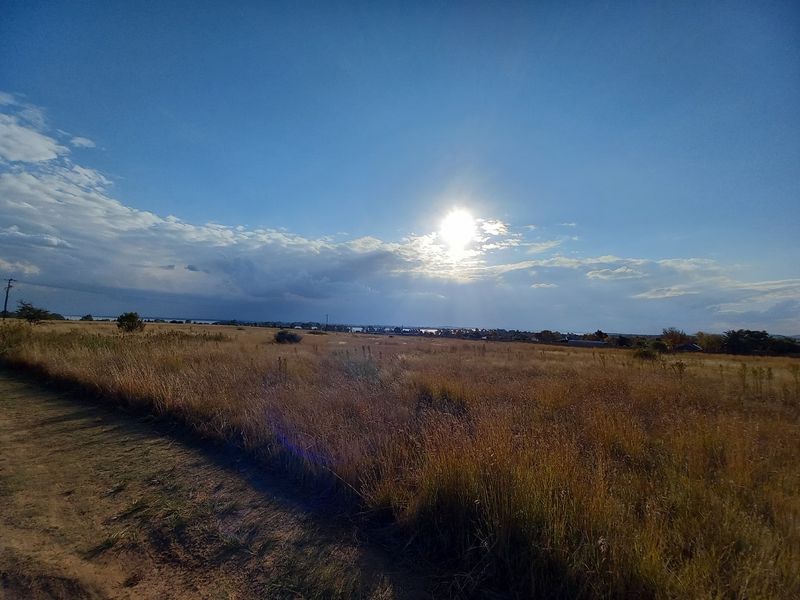 Eco Off-Grid Agricultural Stands  - Photo 8