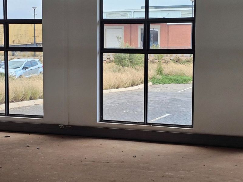 Boost Efficiency with Our Strategically Located Warehouses - Photo 5