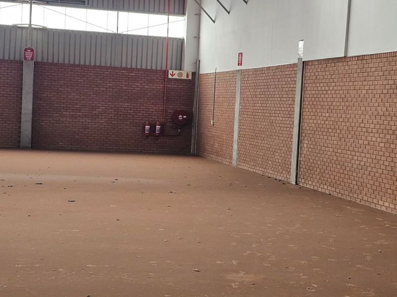 Boost Efficiency with Our Strategically Located Warehouses - Photo 7