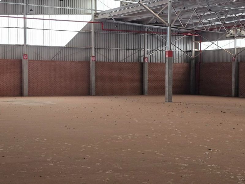 Boost Efficiency with Our Strategically Located Warehouses - Photo 6