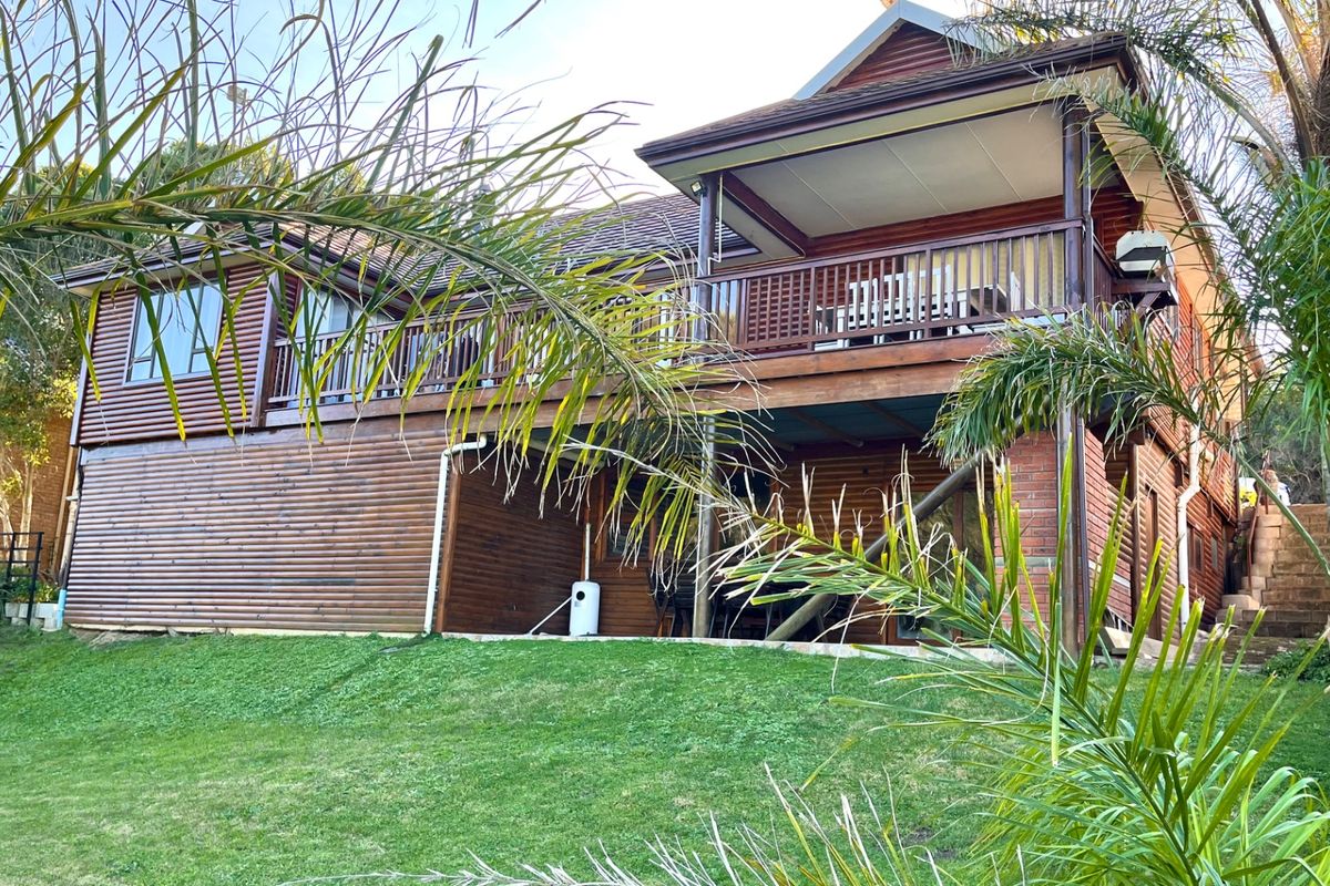 Charming Home in Dolphin Creek Golf Estate - R3 500 000 - Photo 3