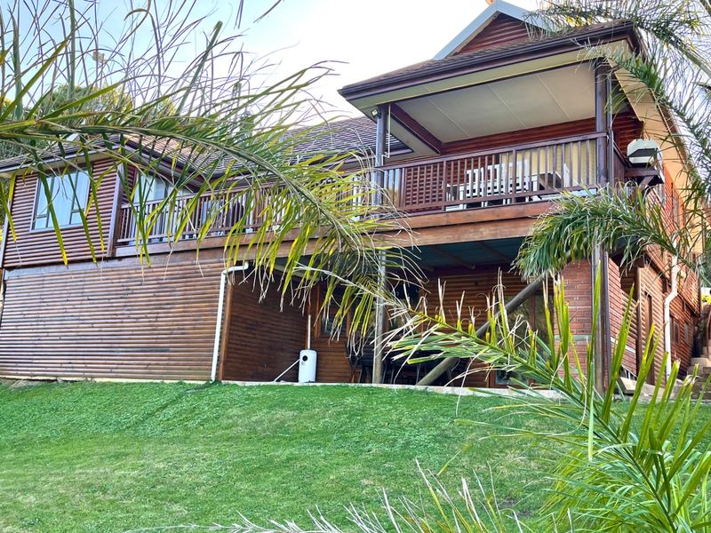Charming Home in Dolphin Creek Golf Estate - R3 500 000 - Photo 3
