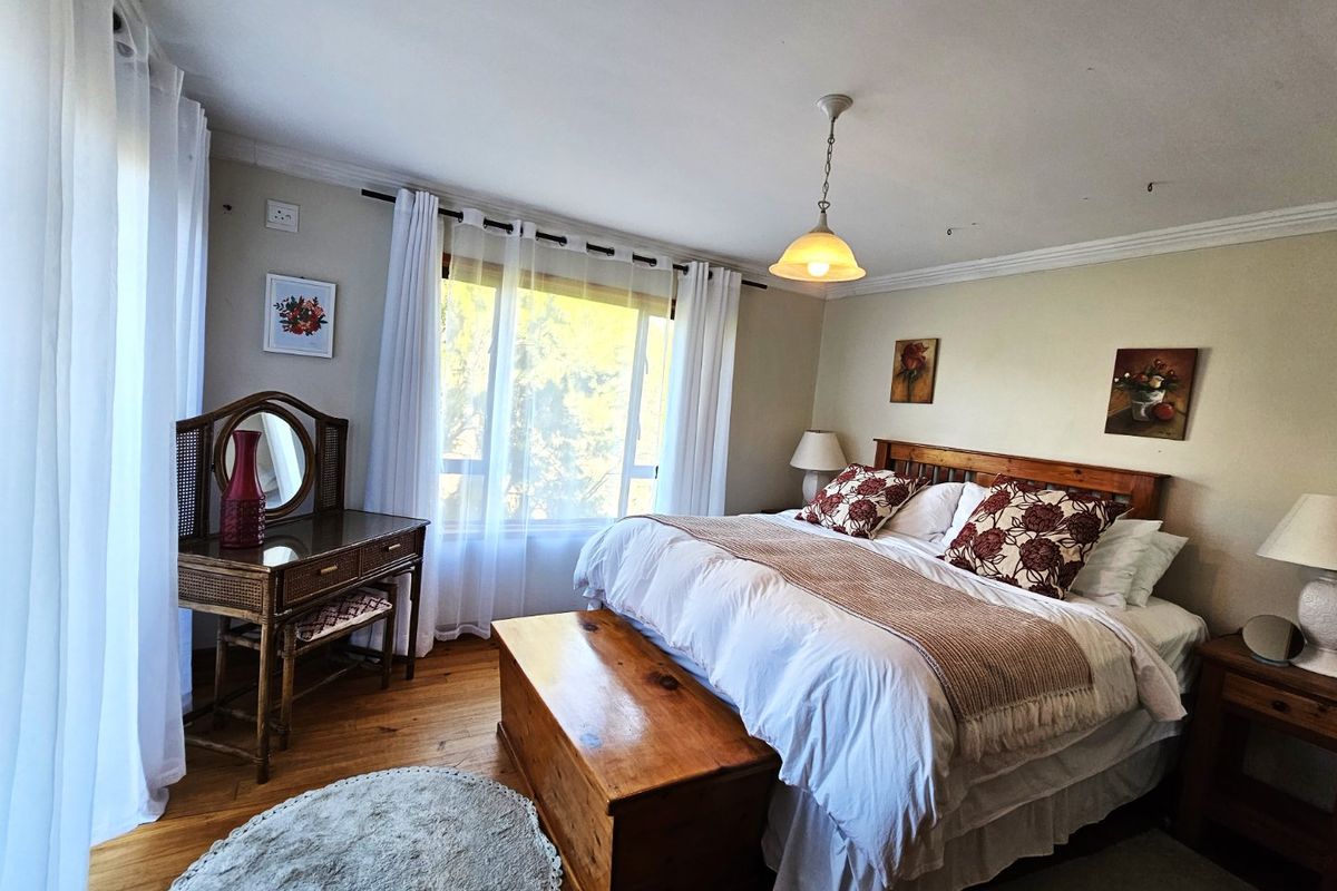 Charming Home in Dolphin Creek Golf Estate - R3 500 000 - Photo 5