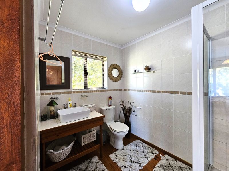 Charming Home in Dolphin Creek Golf Estate - R3 500 000 - Photo 6