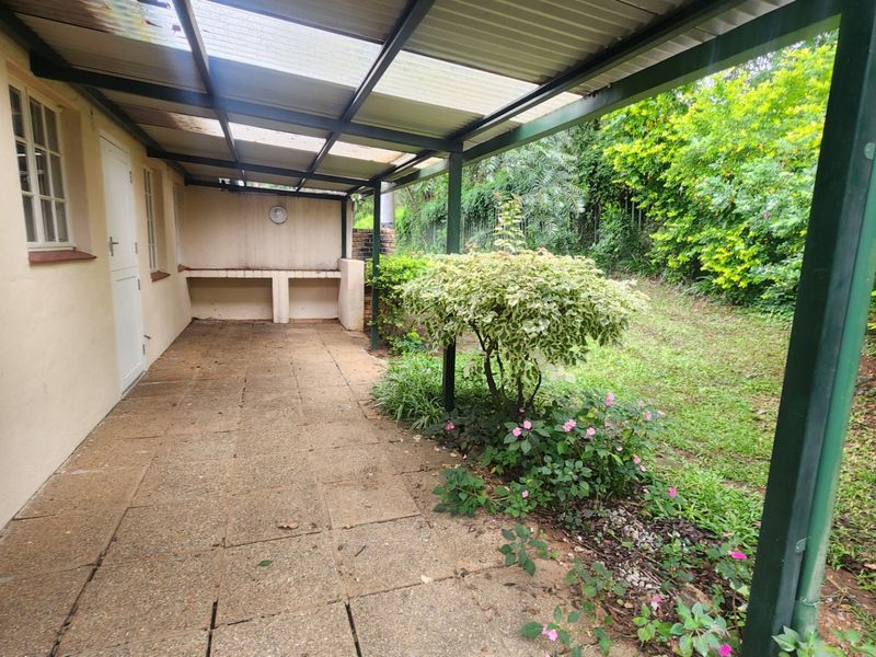 Gorgeous Investment With Tenants  - Photo 1