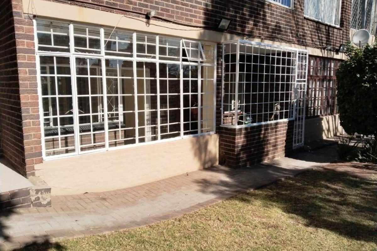 Lock Up and Go Secure Garden Unit - Photo 2