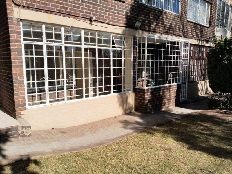 Lock Up and Go Secure Garden Unit - Photo 2