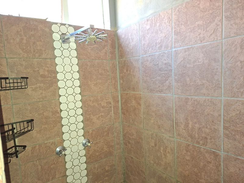 ONE BEDROOM GARDEN FLAT WILKOPPIES - Photo 3