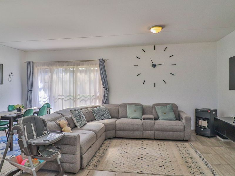 Lock Up and Go in Secure complex - Photo 10