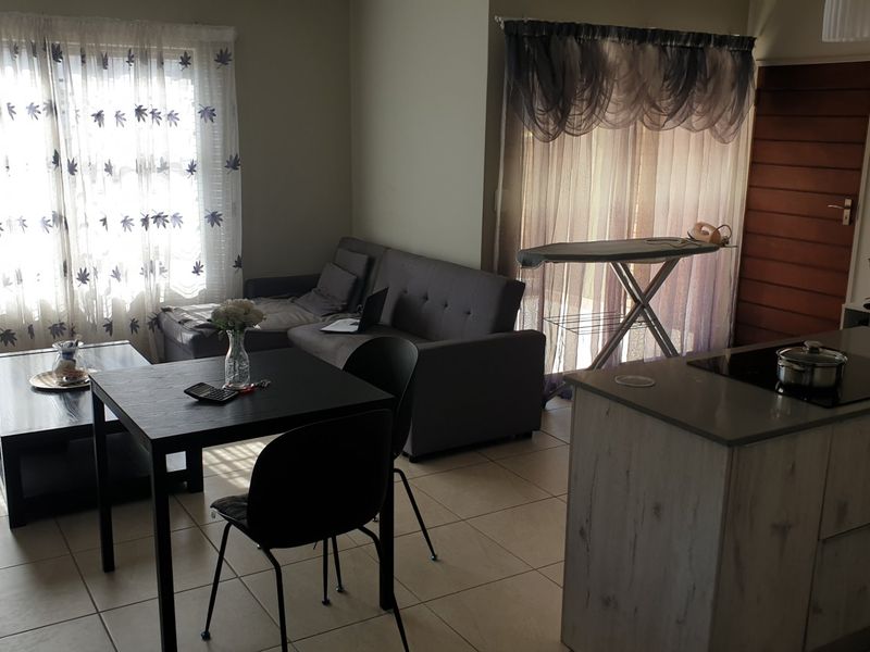3 Bed Town house in Amberfield for Sale - Photo 5