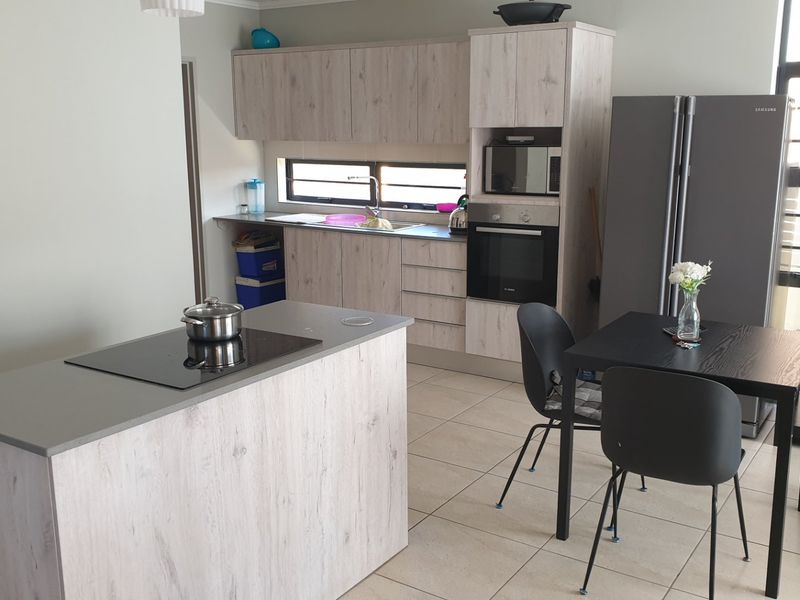 3 Bed Town house in Amberfield for Sale - Photo 7