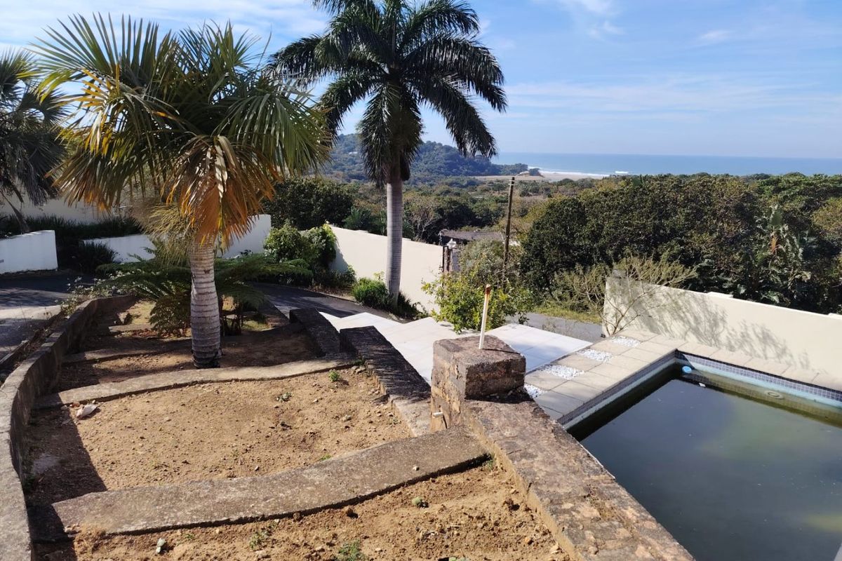 Versatile Freestanding Property with Incredible Sea Views – Endless Potential in Palm Beach, KZN South Coast - Photo 5