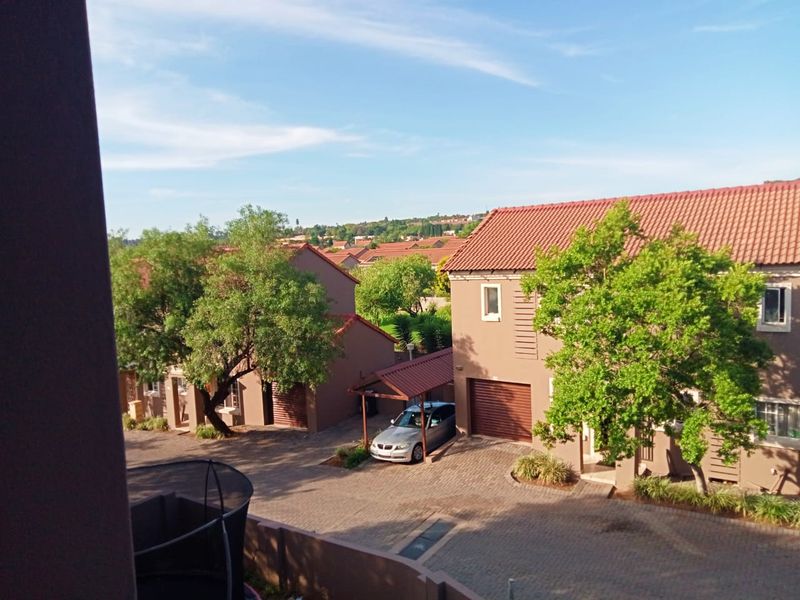 Two Bedroom Apartment with a Loft - Photo 3