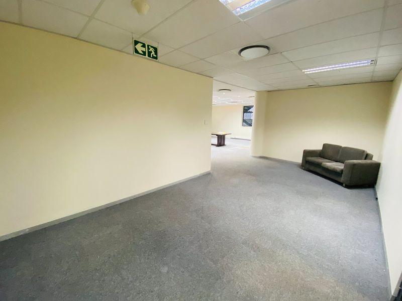 Prime Office Space To Let In Menlyn - Photo 6