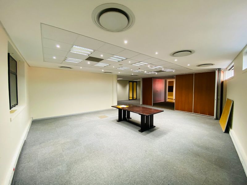 Prime Office Space To Let In Menlyn - Photo 7