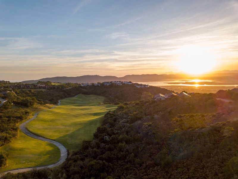 4 Bed House in Pezula Golf Estate for Sale - Photo 4