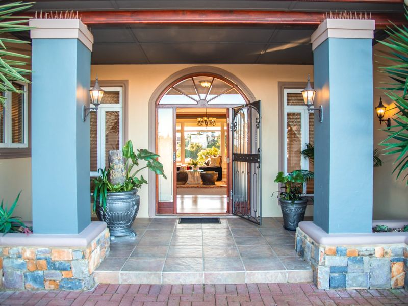 4 Bed House in Pezula Golf Estate for Sale - Photo 6