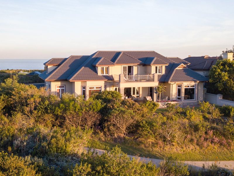 4 Bed House in Pezula Golf Estate for Sale - Photo 6