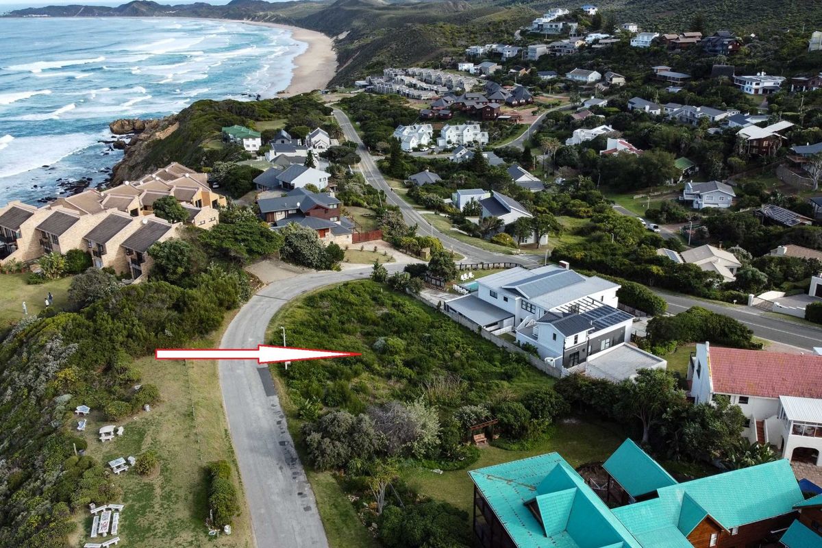 A Rare Coastal Gem in Brenton-on-Sea - Photo 2