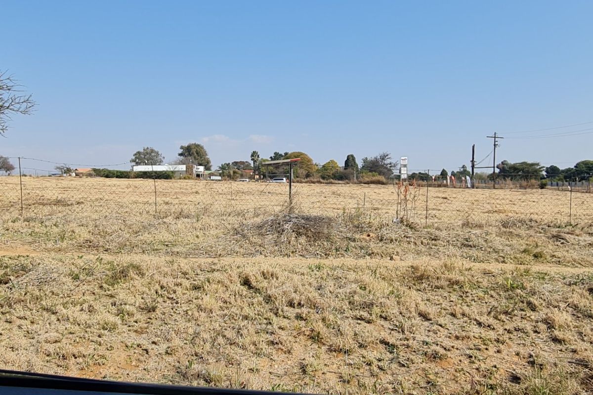 Bargain!!! Prime Location 10.1 Hectares For Sale In Mnandi - Photo 4
