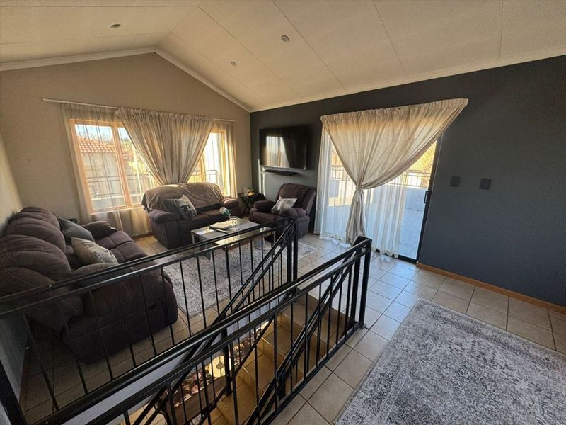 Affordable Family Home with Essential Comforts - Photo 2