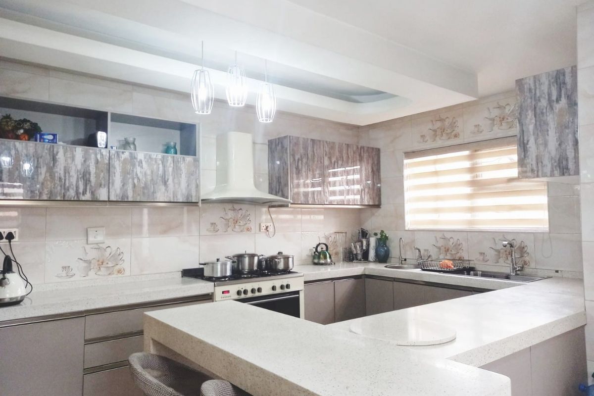 5 Bedroom House For Sale in Parklands Estate.. - Photo 2