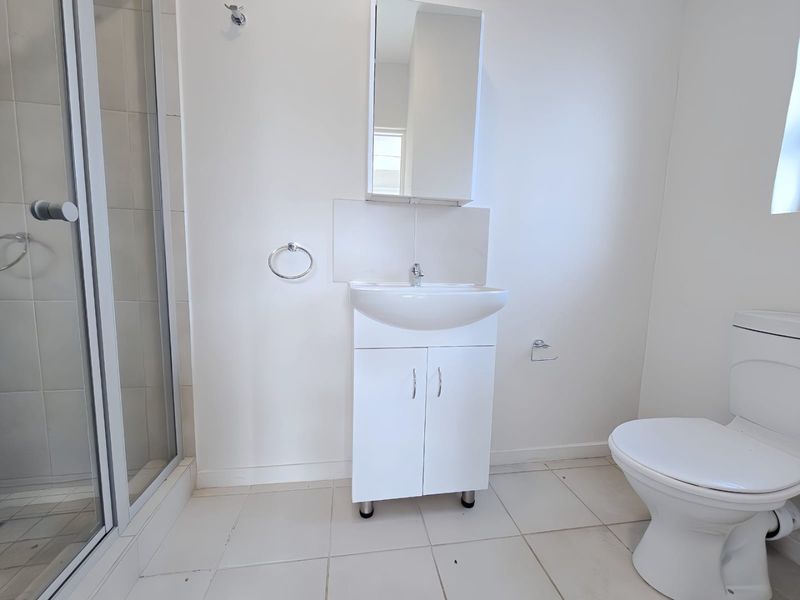 Modern Apartment To Let in Ballito Bliss - Photo 9