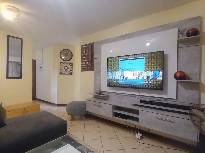 3 bedroom apartment for Sale  - Photo 3