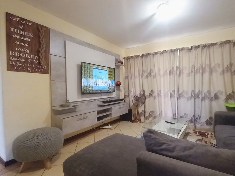 3 bedroom apartment for Sale  - Photo 4