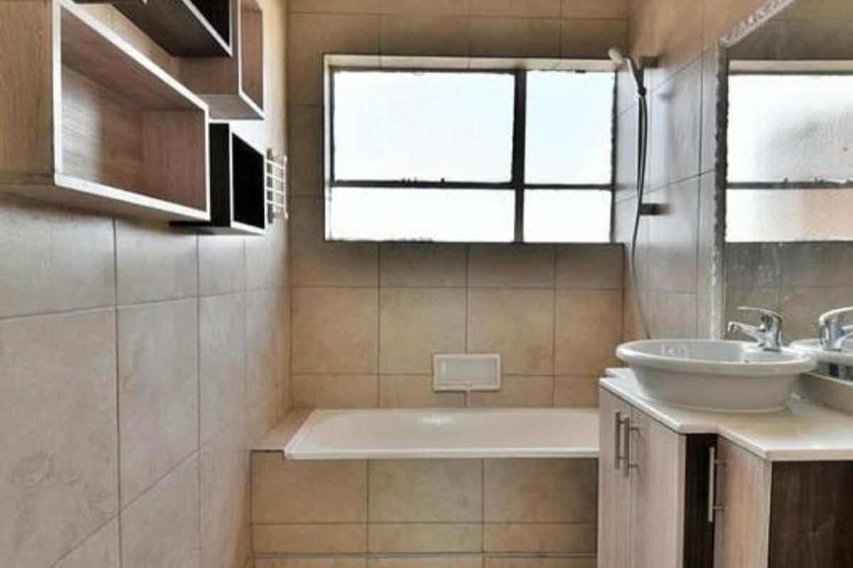 1 Bedroom Apartment for Sale in Alberton North - Photo 4